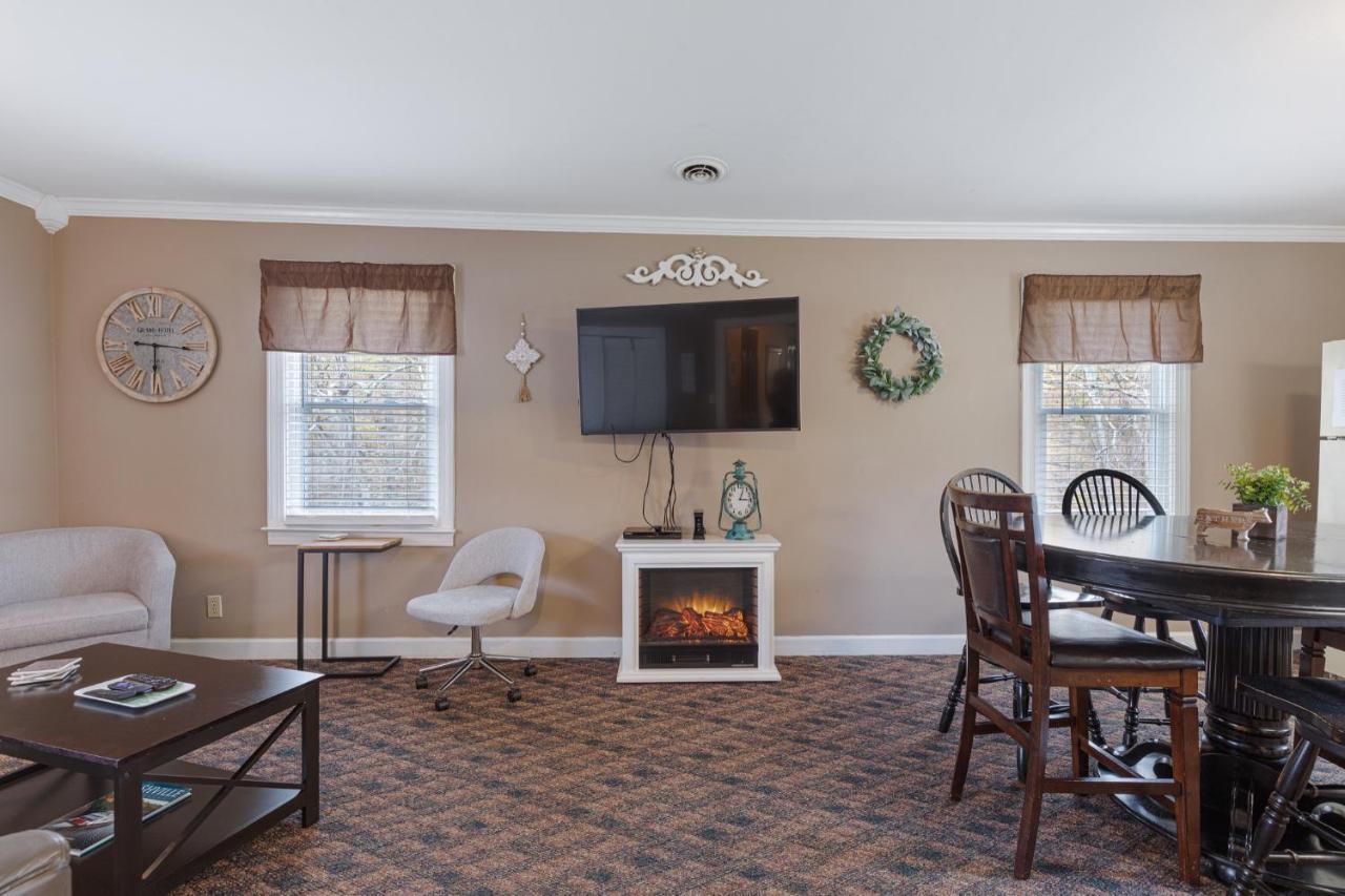 4 Bedroom Country Getaway Нашвил Екстериор снимка